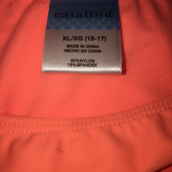 2 piece bikini. - Picture 4 of 6